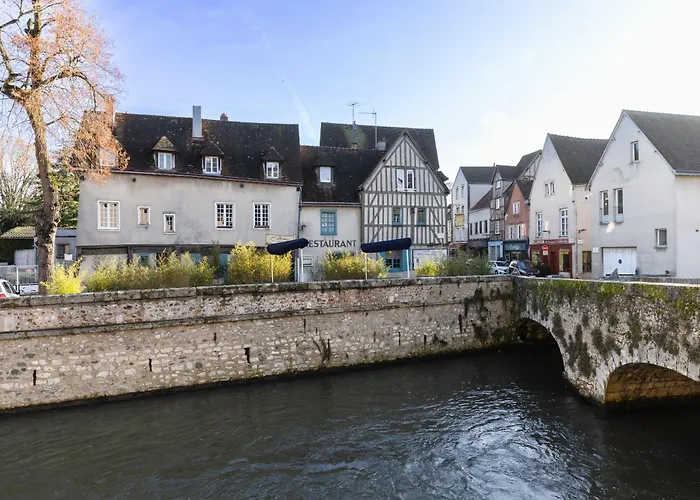 Chartres - Le Pont Bouju - Vue Sur L\'Eure